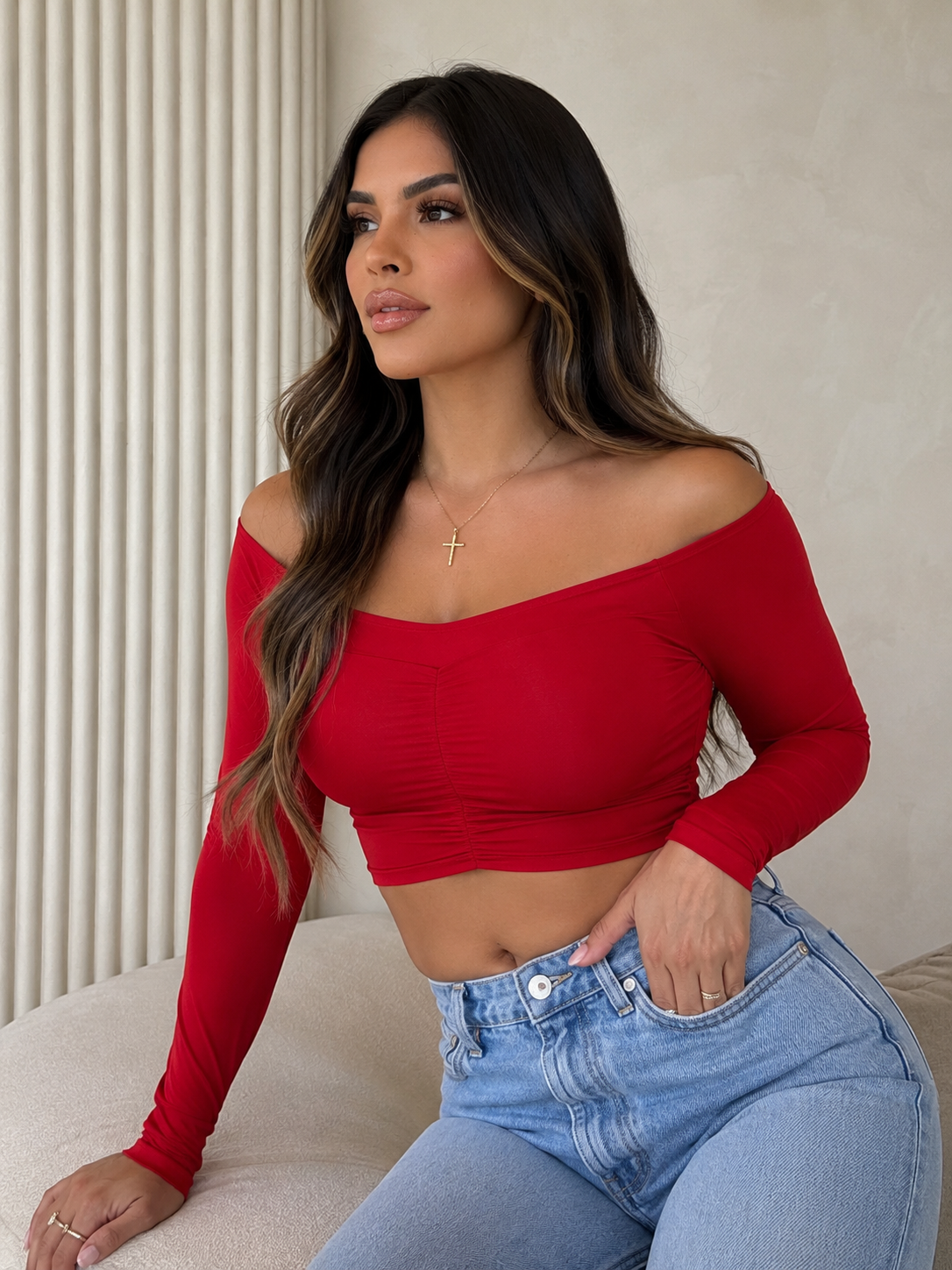 Crop Top Manga Larga Atemporal