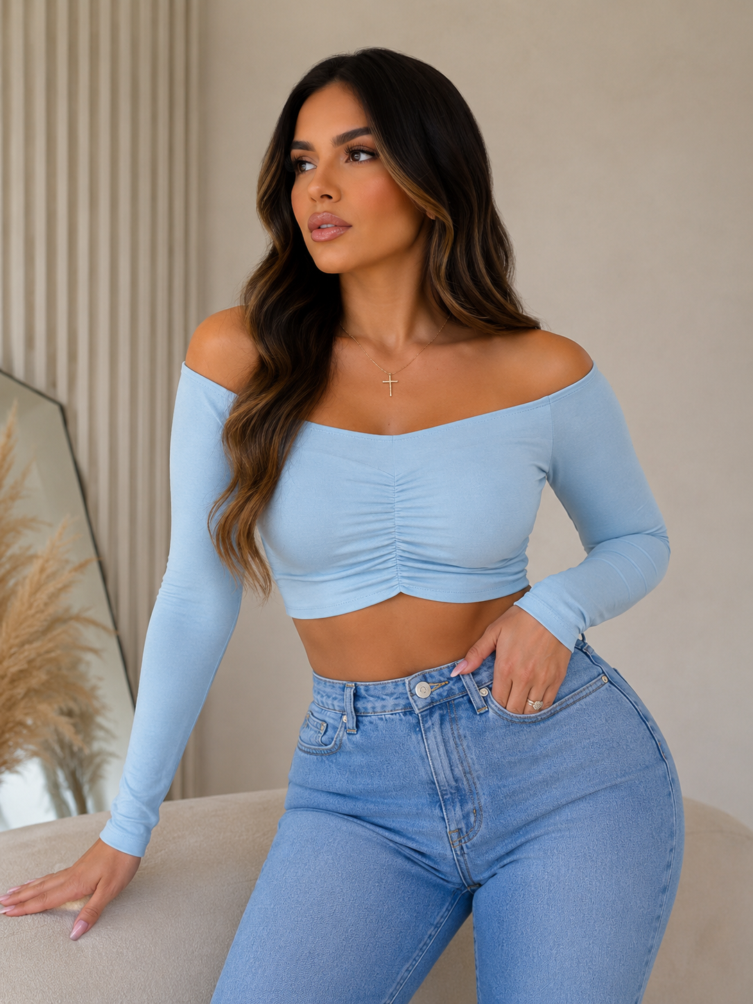 Crop Top Manga Larga Atemporal