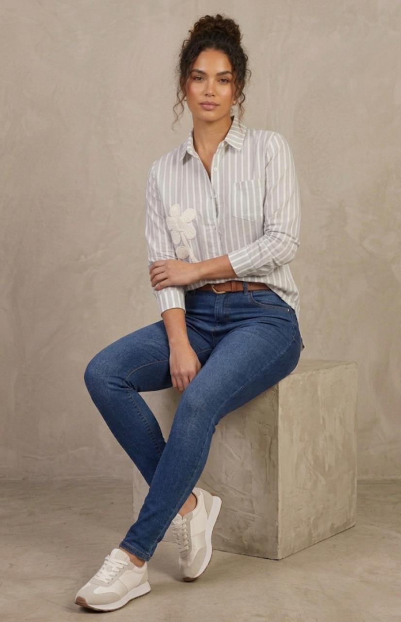 Camisera Lino Bloom Elegance