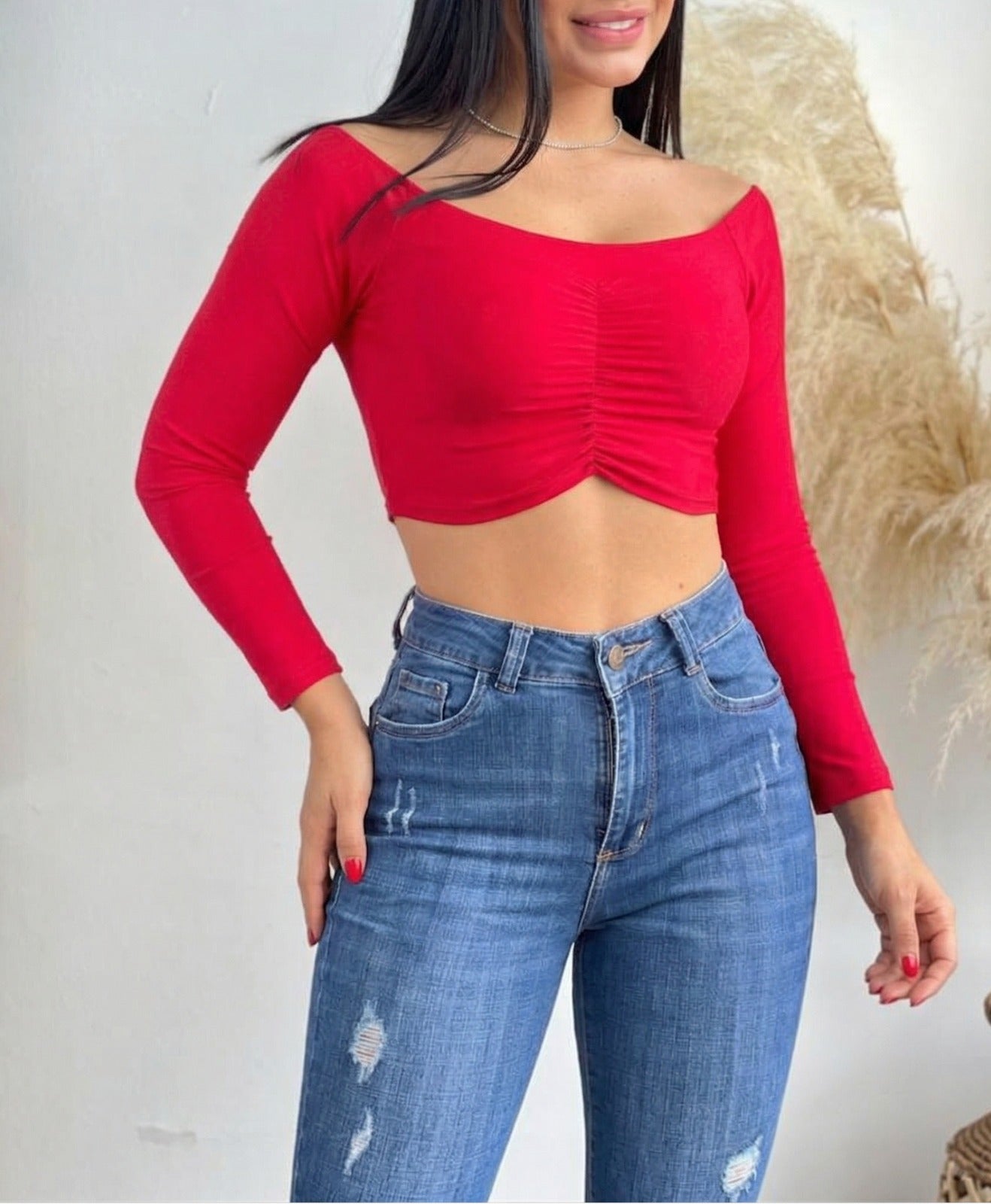 Crop Top Manga Larga Atemporal